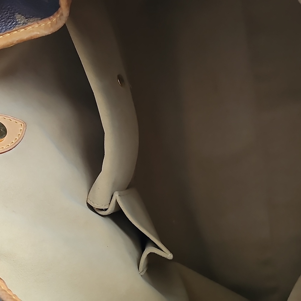 Louis Vuitton Galliera GM - Picture 8 of 14